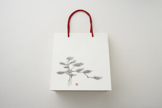 北海道・羅臼昆布で包み込んだ辛子明太子